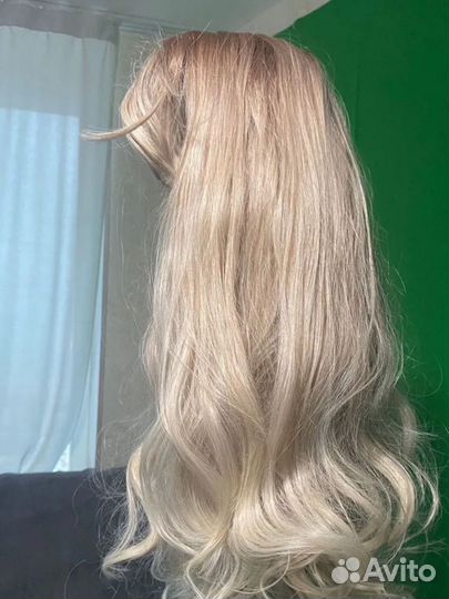 Парик блонд длинный с челкой
