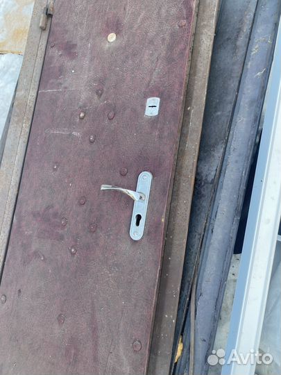 Дверь стальная