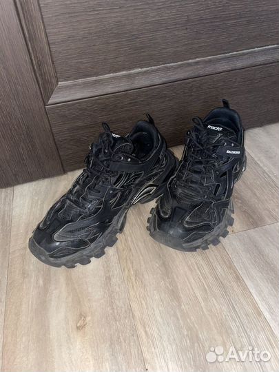 Balenciaga track 2