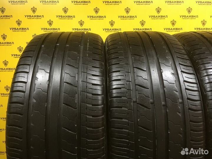 Royal Black Royal Performance 275/40 R20 106V