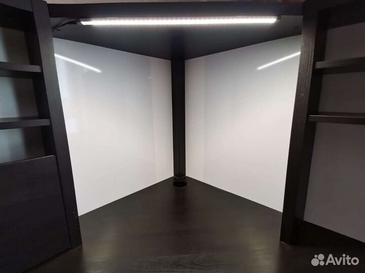 Компьютерный стол IKEA Микке