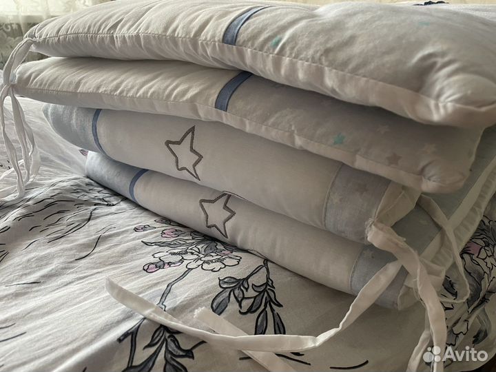 Бортики в детскую кроватку