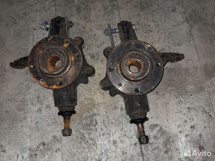 Цапфа, поворотный кулак Citroen c4 b7