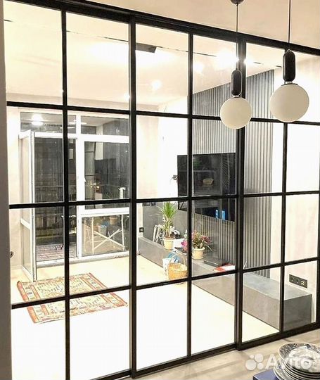 Двери купе / раздвижные перегородки / зонирование