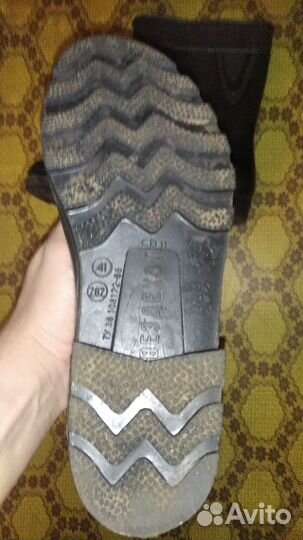 Зимние резиновые сапоги