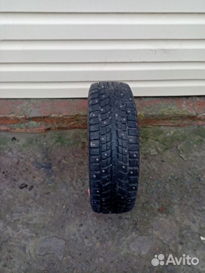 Dunlop SP Winter Ice 01 175/65 R14