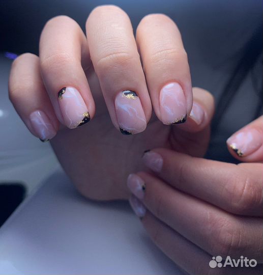 Маникюр/педикюр