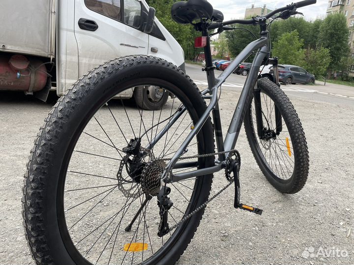 Велосипед полуфэтбайк 29