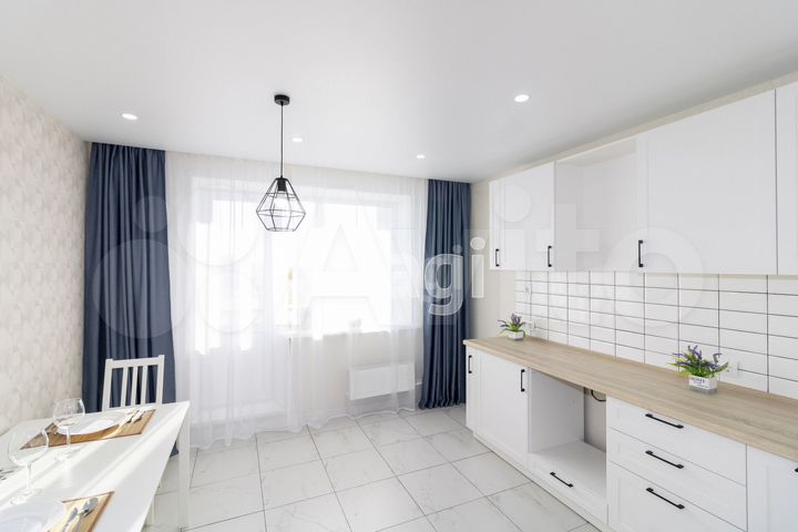 3-к. квартира, 95,6 м², 8/10 эт.