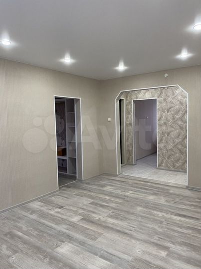 2-к. квартира, 40 м², 1/2 эт.