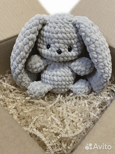 Вязаный зайчик (малыш)