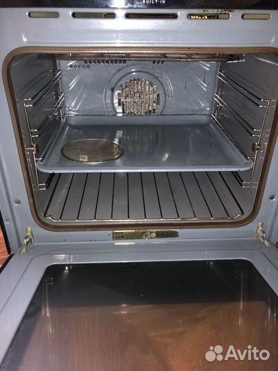 Духовой электрический шкаф Zanussi