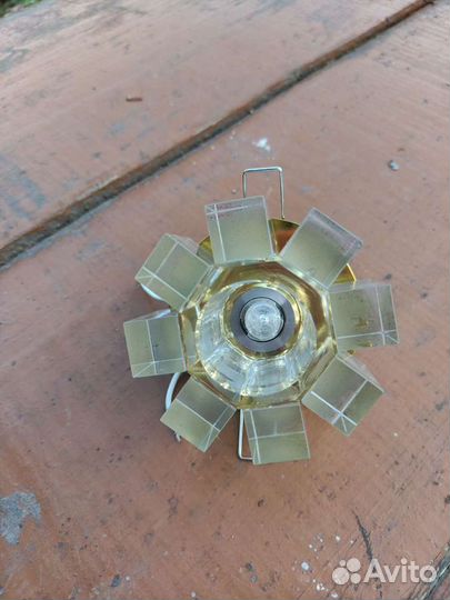 Светильник потолочный встраиваемый