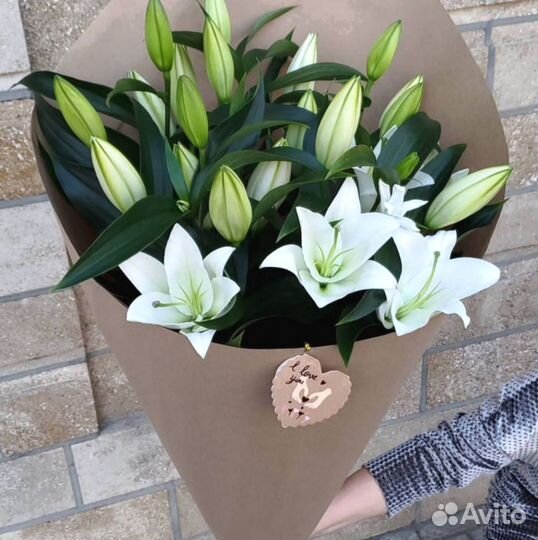 Букет из лилий