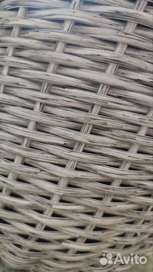 Кашпо из ротанга