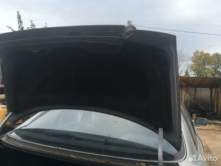 Крышка багажника Тойота Камри XV10 1992