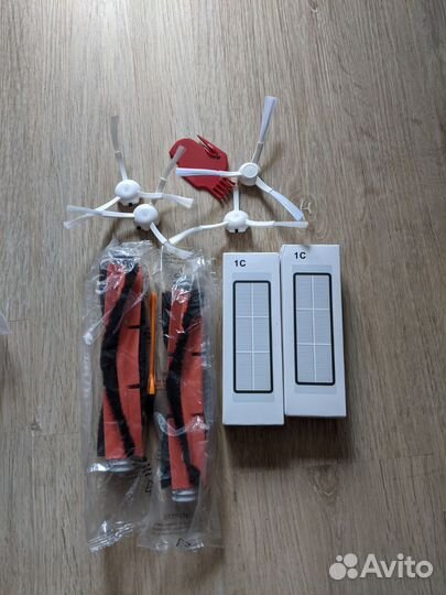 Щётки и фильтр для робота пылесоса Xiaomi 1C