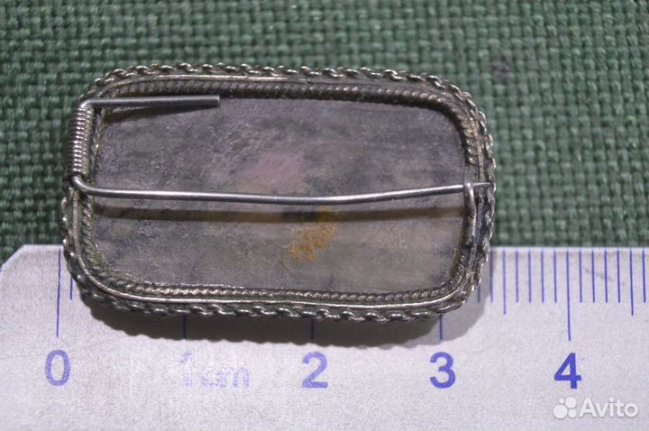 Брошь, брошка каменная, в металлической оправе. Пр