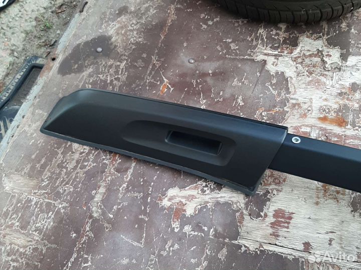 Рейлинг правый Рено Дастер