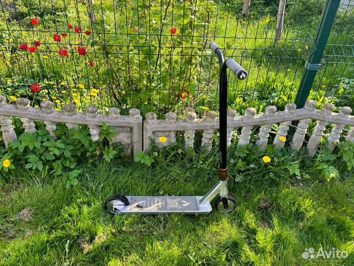 Трюковой самокат