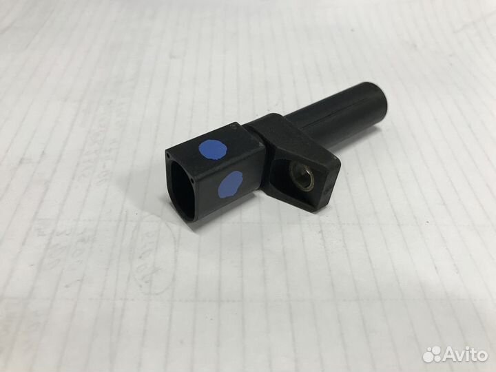 Датчик коленвала mercedes два контакта с 2000г.в