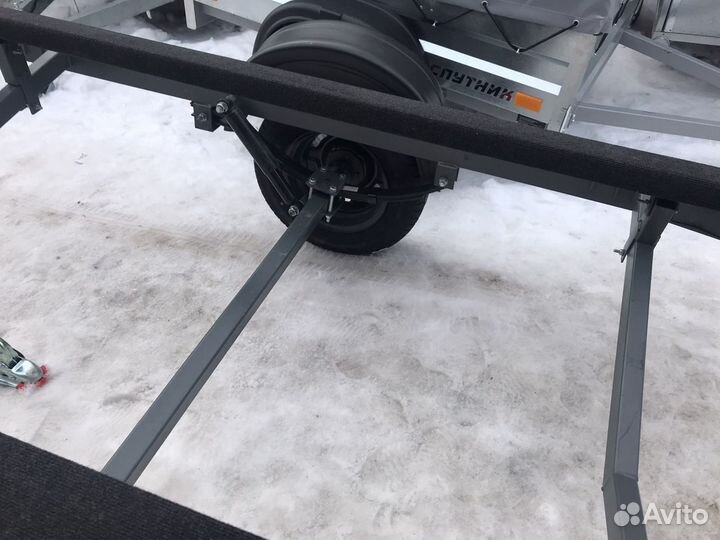 Лодочный прицеп 4,5-5,3м