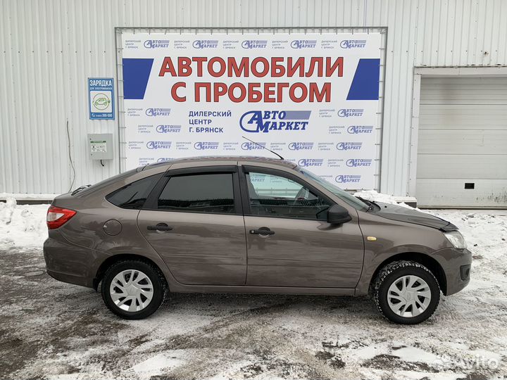 LADA Granta 1.6 МТ, 2017, 97 000 км