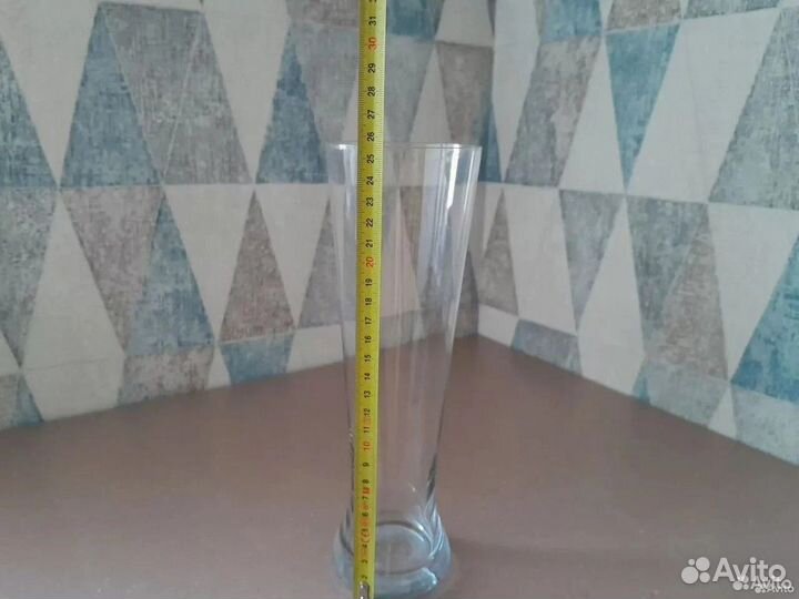 Стеклянная ваза для цветов 25 см