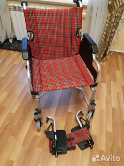 Инвалидная коляска складная бу