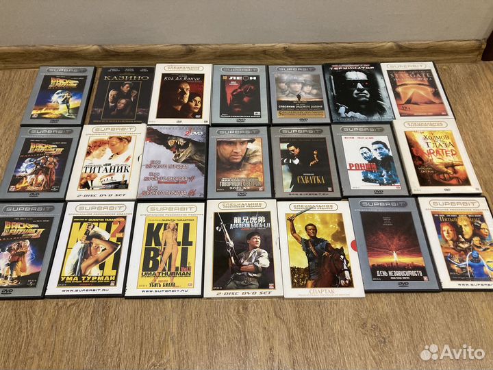 22 DVD диска с кино