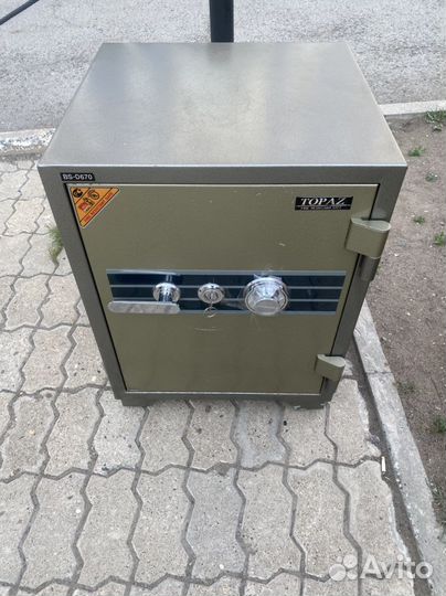 Сейф topaz BS-D670