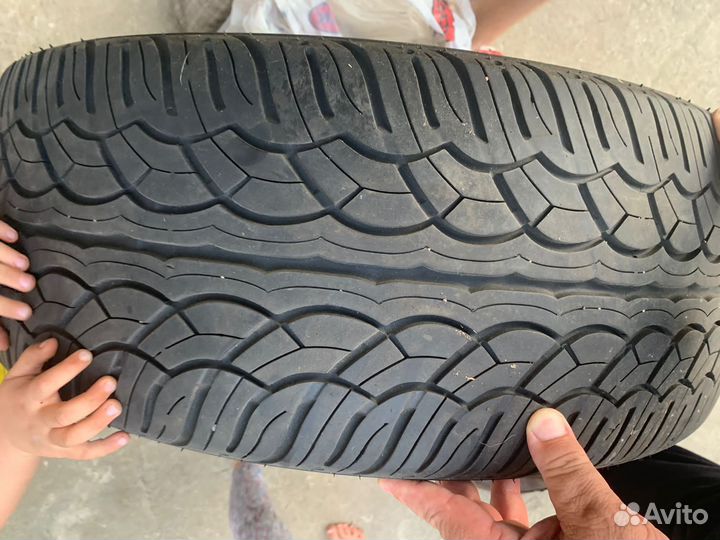 Yokohama 104ZR 255/45 R20