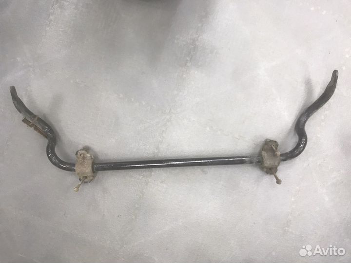 Стабилизатор передний задний Mercedes W204 C63 AMG