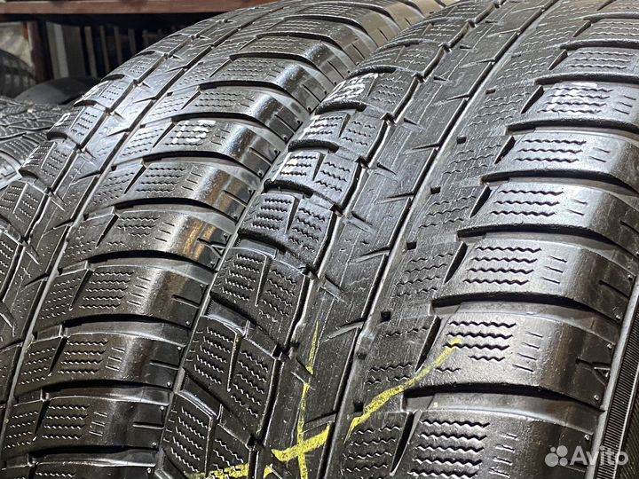 Falken Eurowinter HS-449 235/70 R16