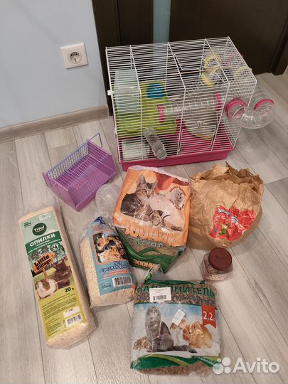 Клетка для хомяка feraplas Laura, переноска и тд