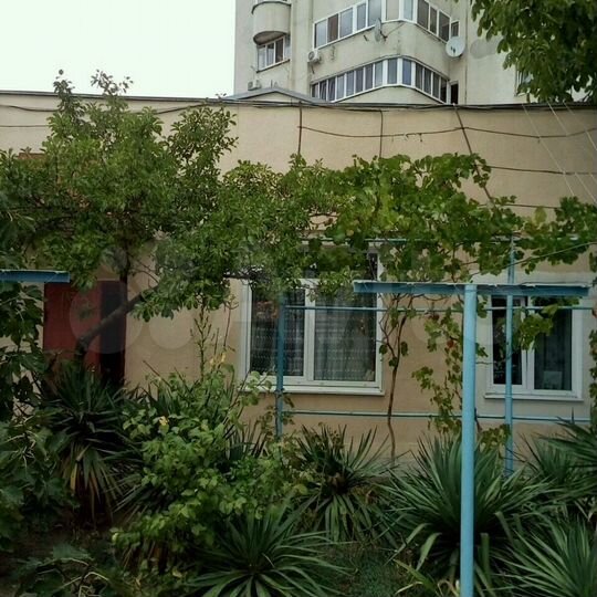 2-к. квартира, 70 м², 1/1 эт.