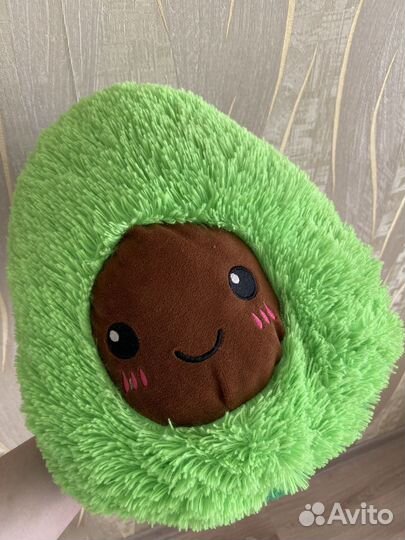 Плюшевая игрушка авокадо