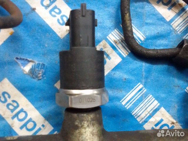 Датчик давления топлива Бош 0281002405