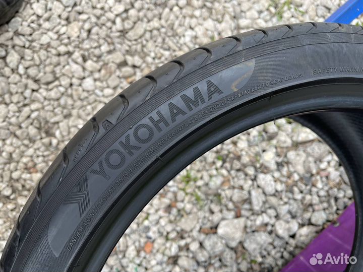 Yokohama Advan Sport V105 235/35 R19