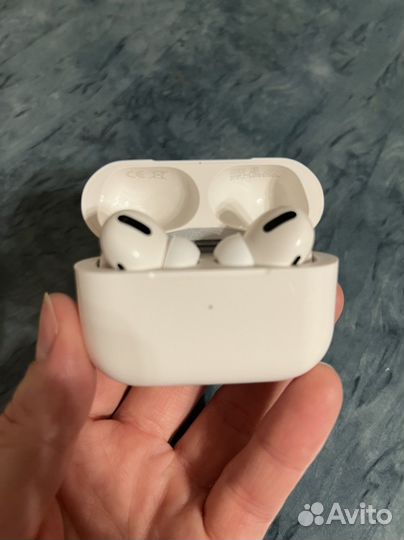 Наушники Apple AirPods Pro новые