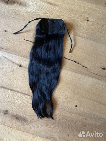 Волосы на заколках