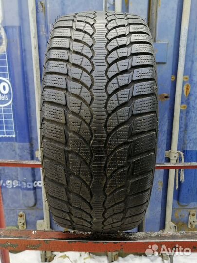 Bridgestone Blizzak LM-32 245/45 R18