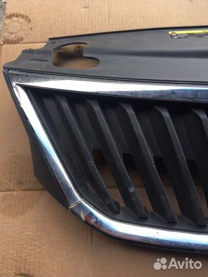 Решетка радиатора Skoda Rapid (1760)