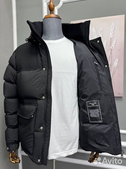 Пуховик Moncler