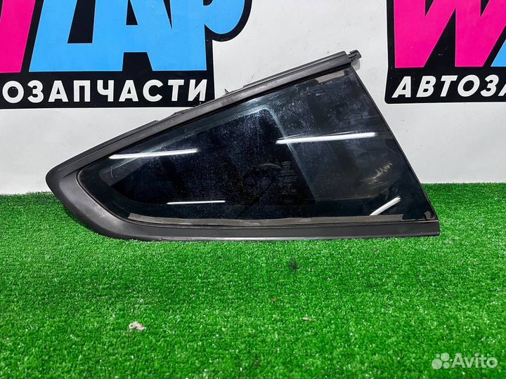 Стекло кузовное правое Ford Mustang 6 рест. 60F