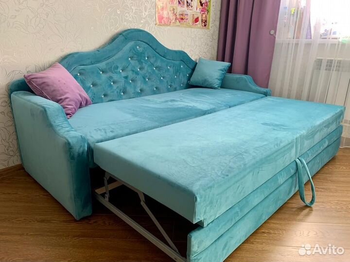 Диван кровать Принц Клюква