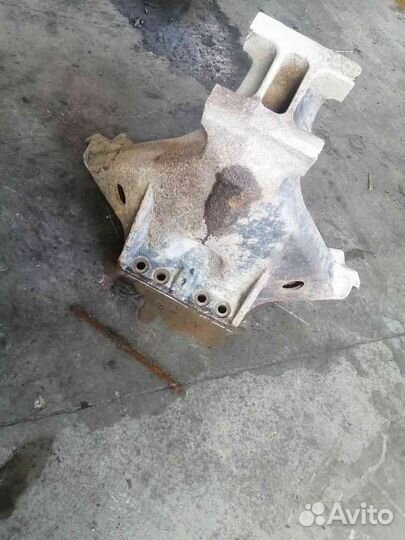 Кронштейн балансира MAN задней рессоры