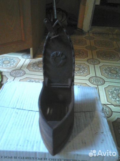 Утюг на углях