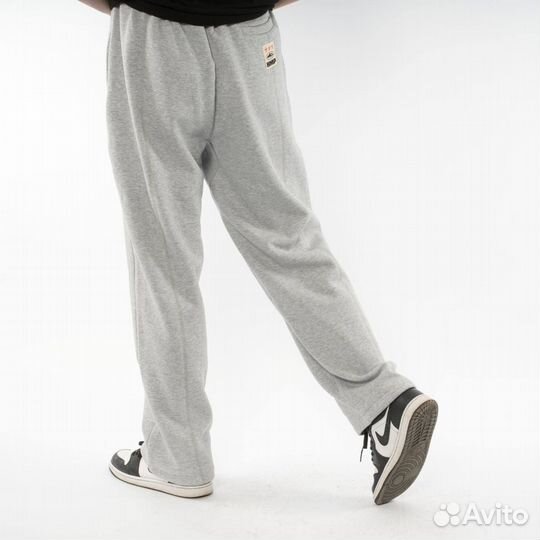 Спортивные штаны Corteiz