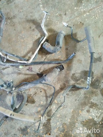 Патрубок охлаждения тройник Chevrolet Aveo T250